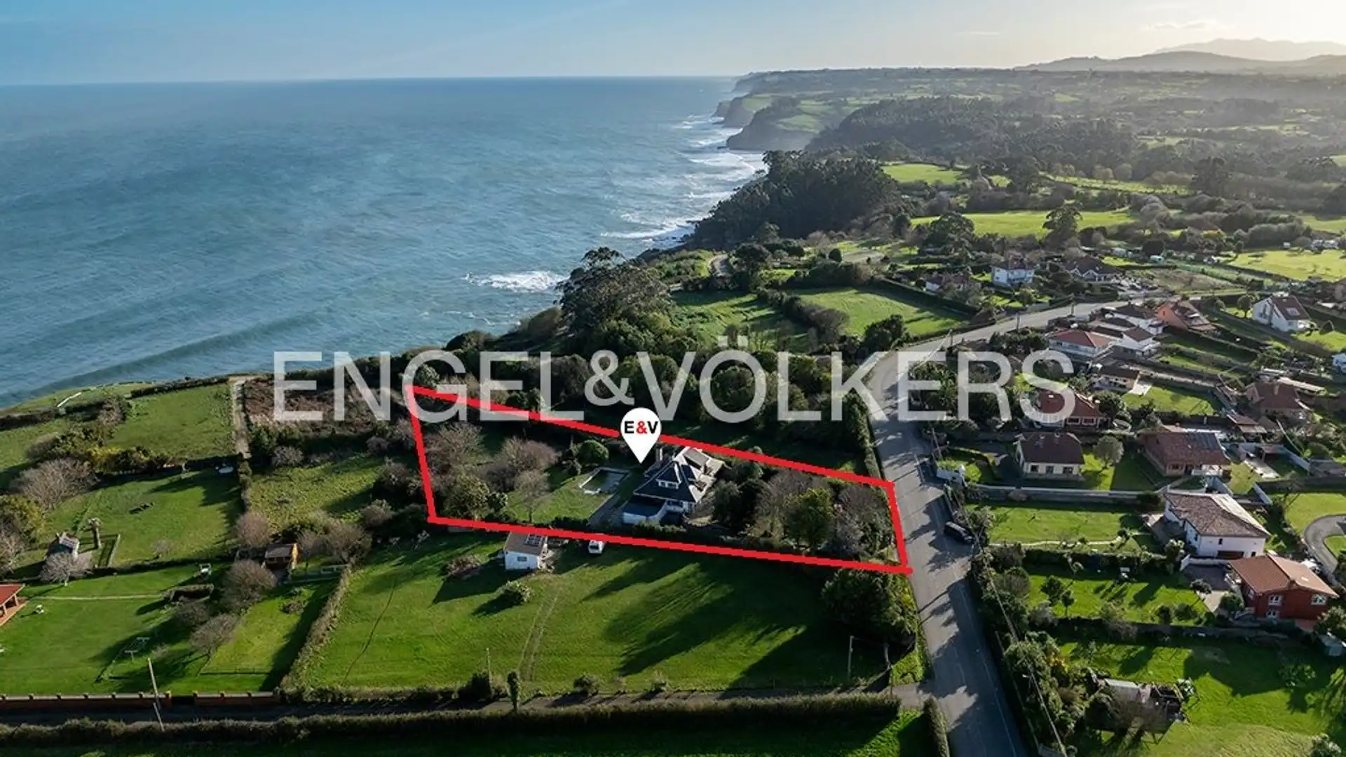 Houses for sale in Gijón   with Heating, Private garden and Storage room