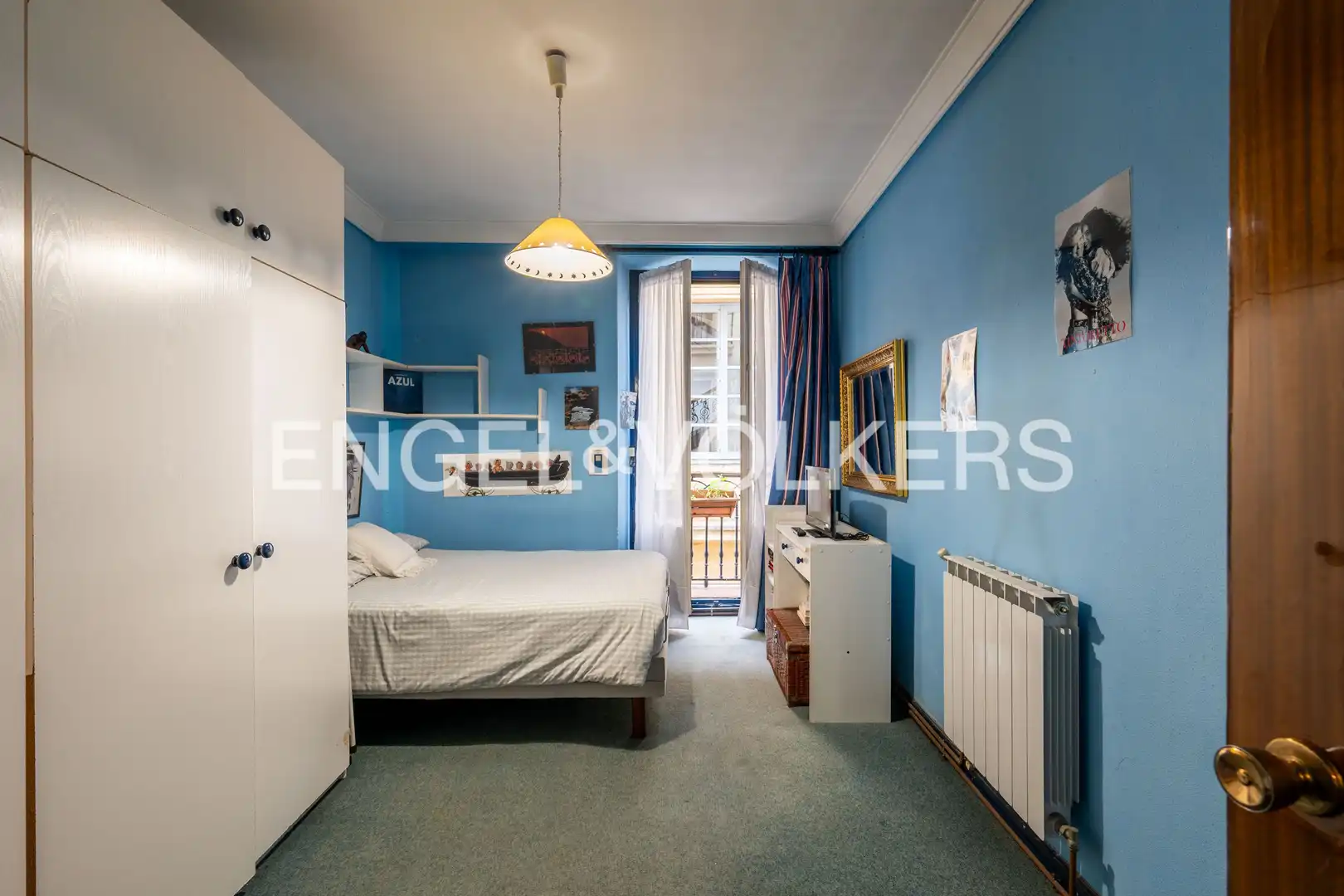 Habitación de Piso en venta en Donostia - San Sebastián  con Calefacción y Balcón