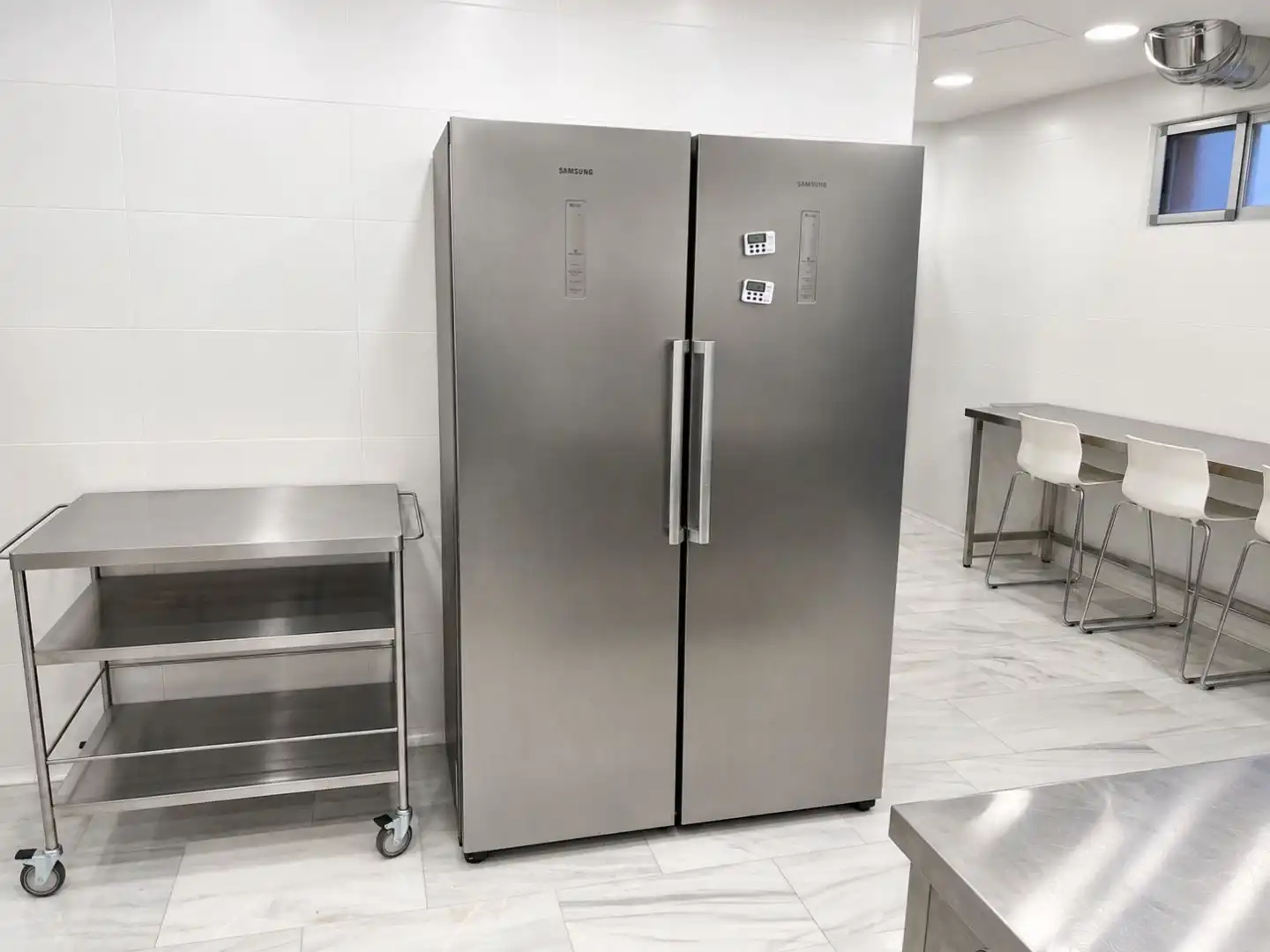 Cocina de Local en venta en Madrid con Aire acondicionado, Calefacción y Alarma