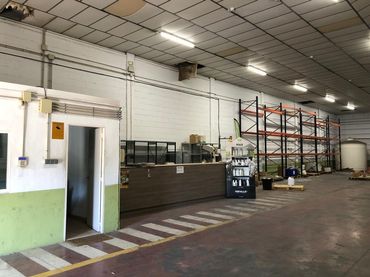 Nave industrial in vendita a Santa María del Águila