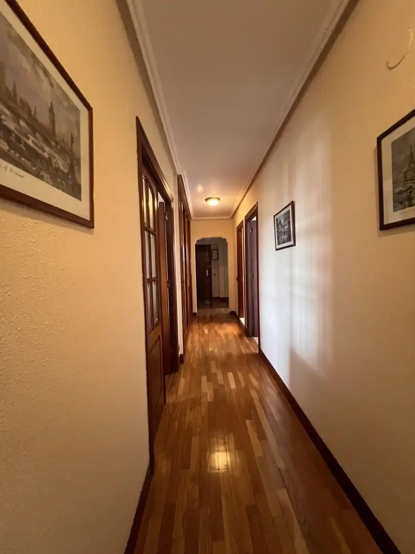 Flat for rent in Gijón   with Heating, Parquet flooring and Furnished