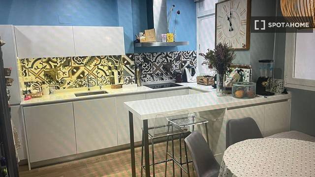 Piso en Alquiler en Cuatro Caminos - Azca