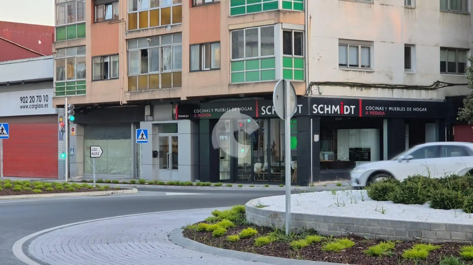Local en venta en Oleiros