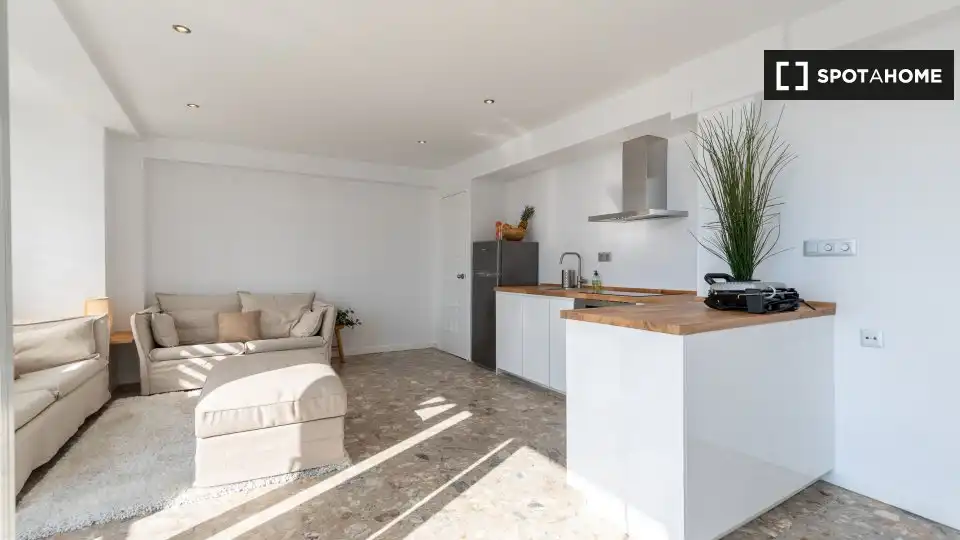 Kitchen of Flat for rent in Valencia  with Air Conditioner, Heating and Furnished