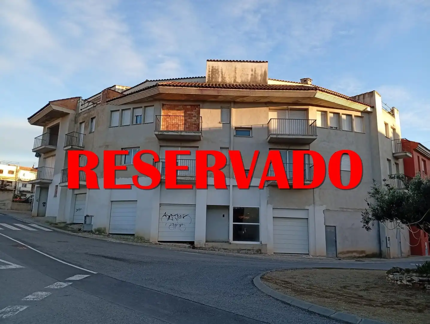 Buildings for sale in Vila-rodona