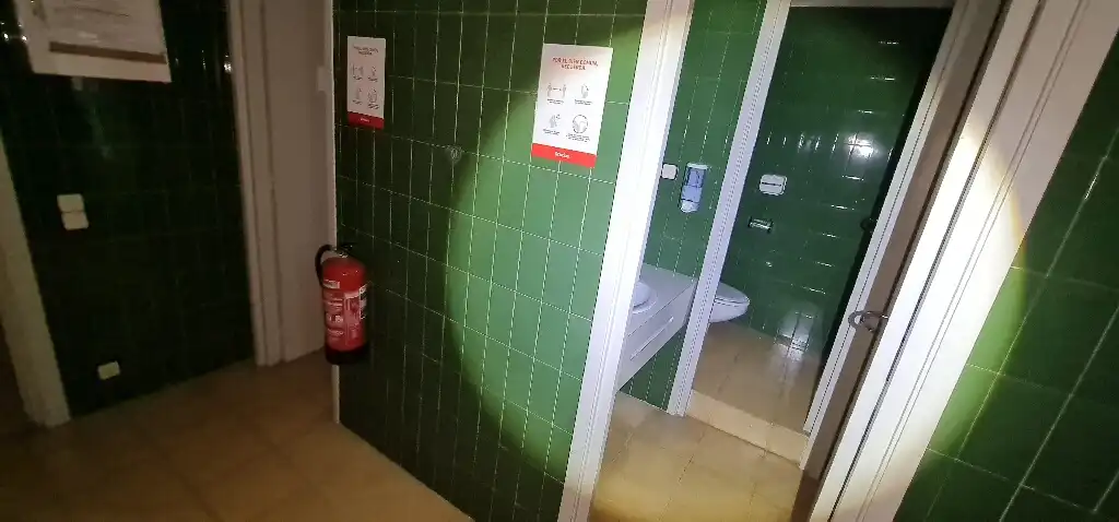 Bathroom of Commercial properties for sale in  Logroño
