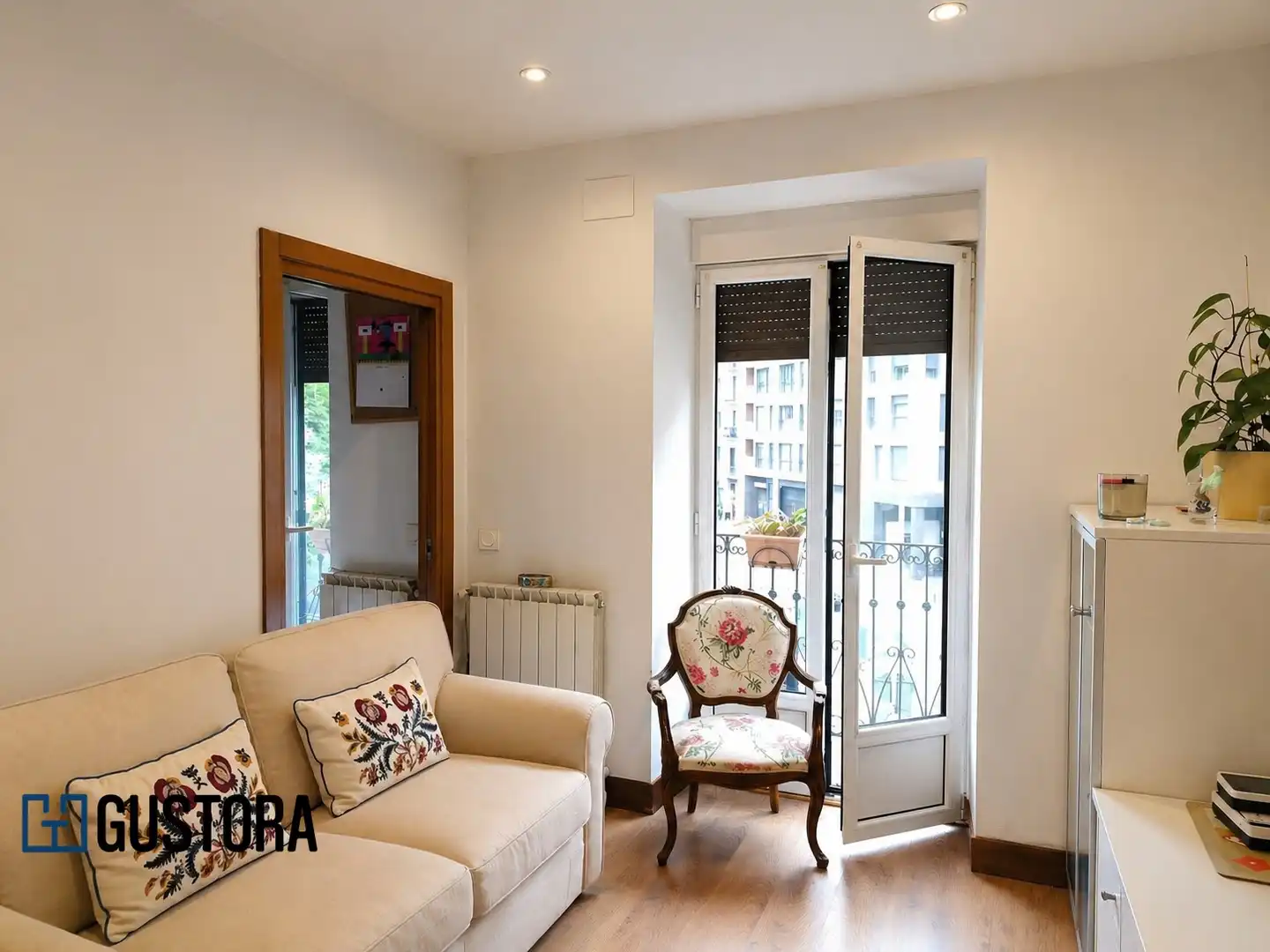 Habitación de Piso en venta en Donostia - San Sebastián  con Calefacción, Parquet y Amueblado