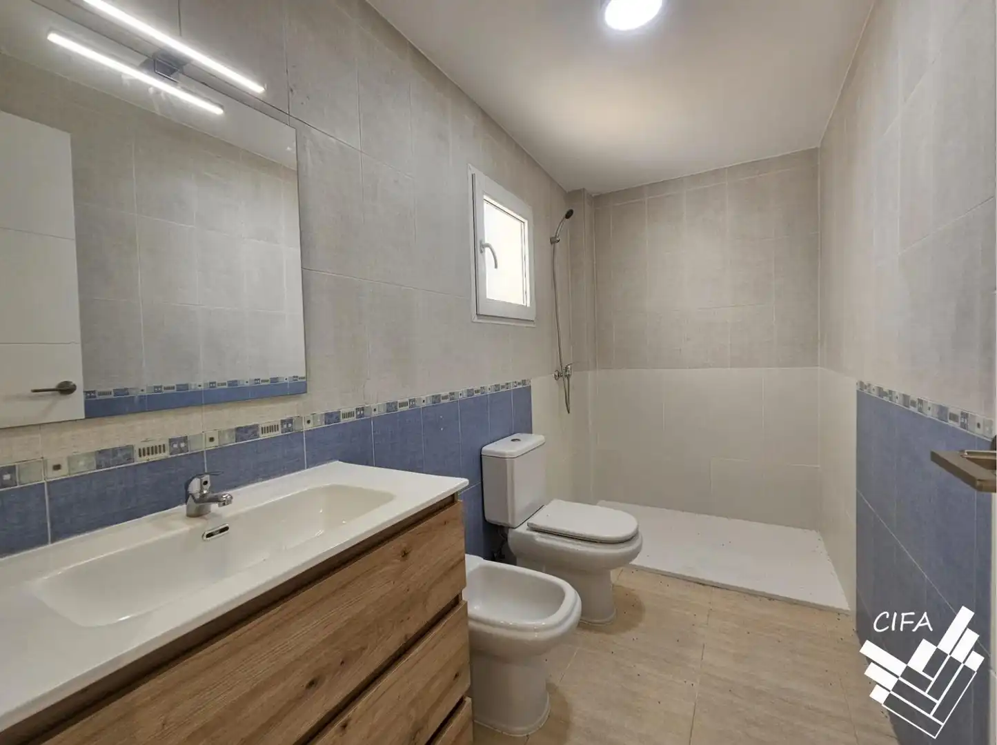 Baño de Piso en venta en Alcalà de Xivert con Terraza, Amueblado y Balcón