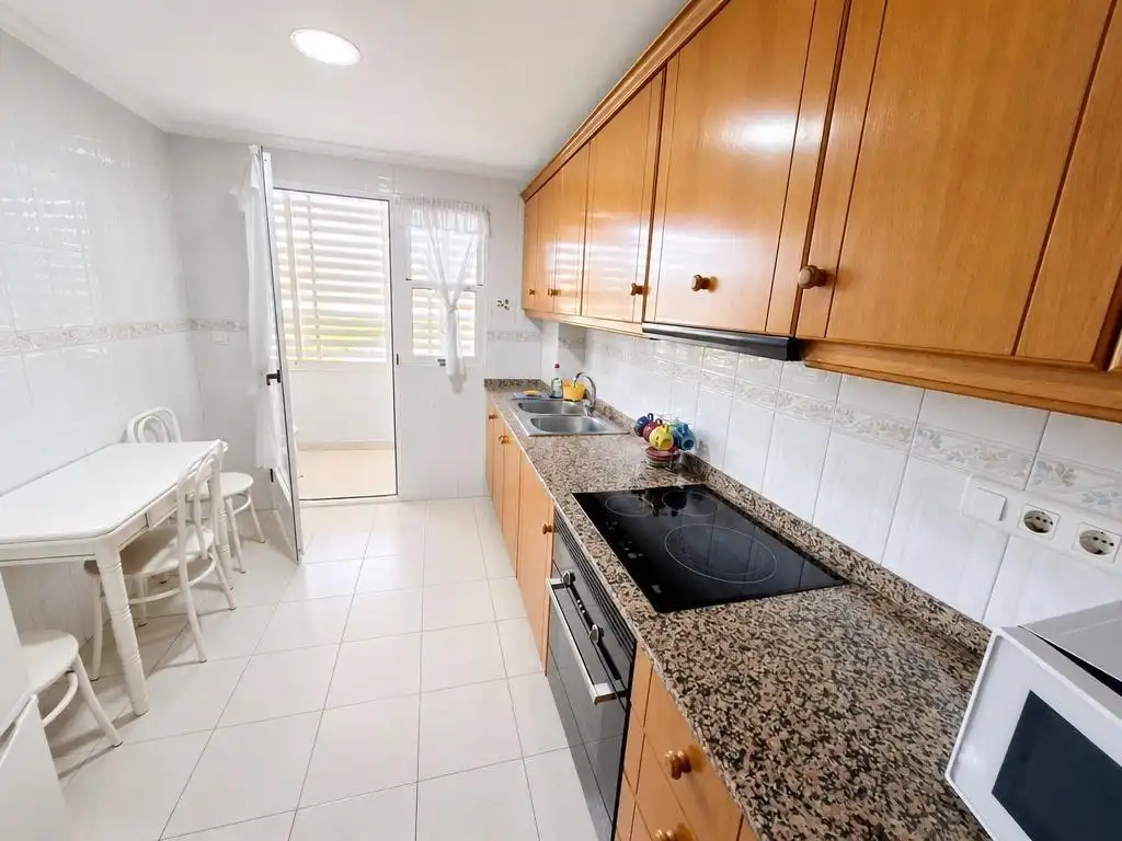 Cocina de Piso en venta en Alicante / Alacant con Aire acondicionado, Calefacción y Trastero