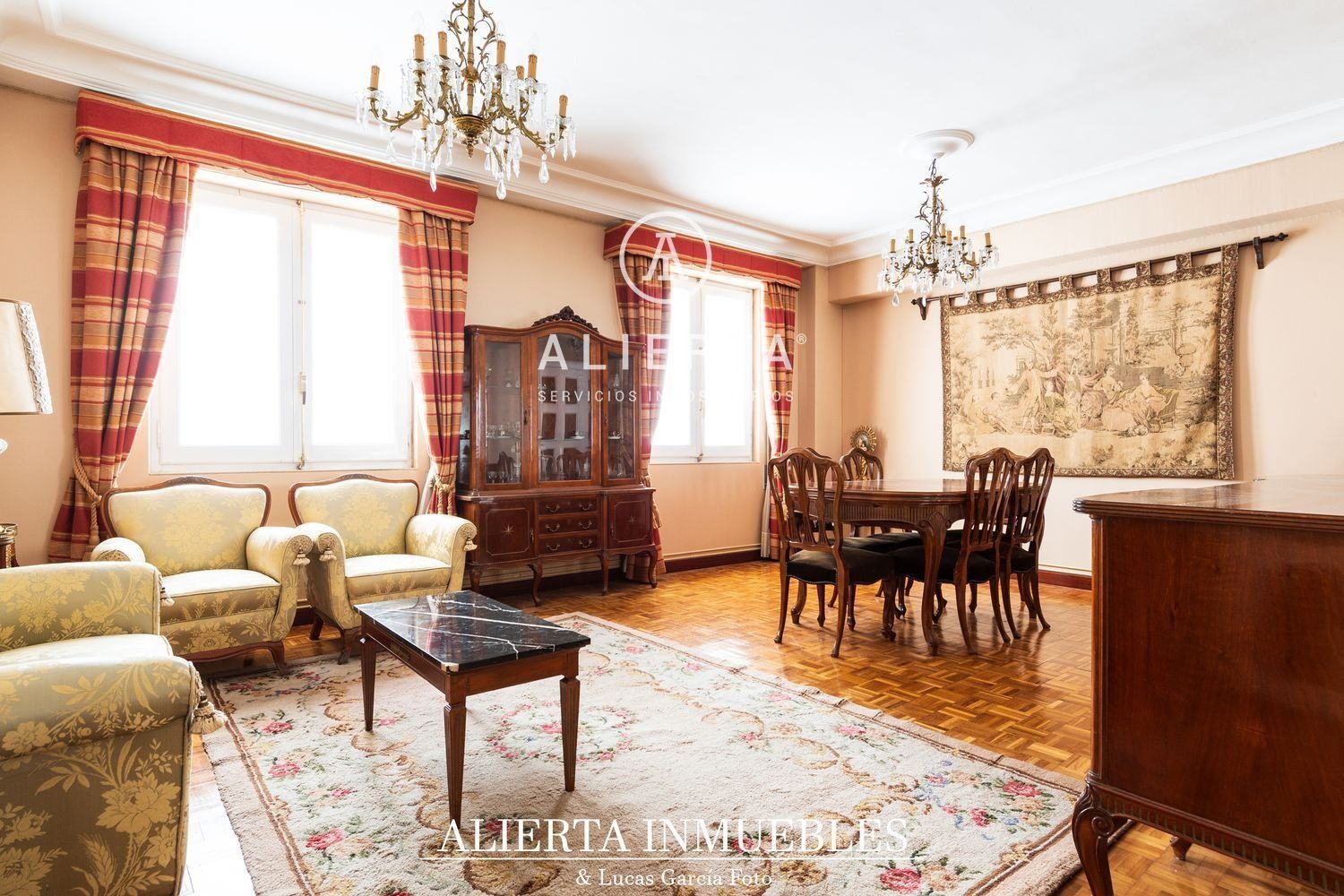 Dining room of Flat for sale in  Zaragoza Capital  with Air Conditioner, Heating and Storage room