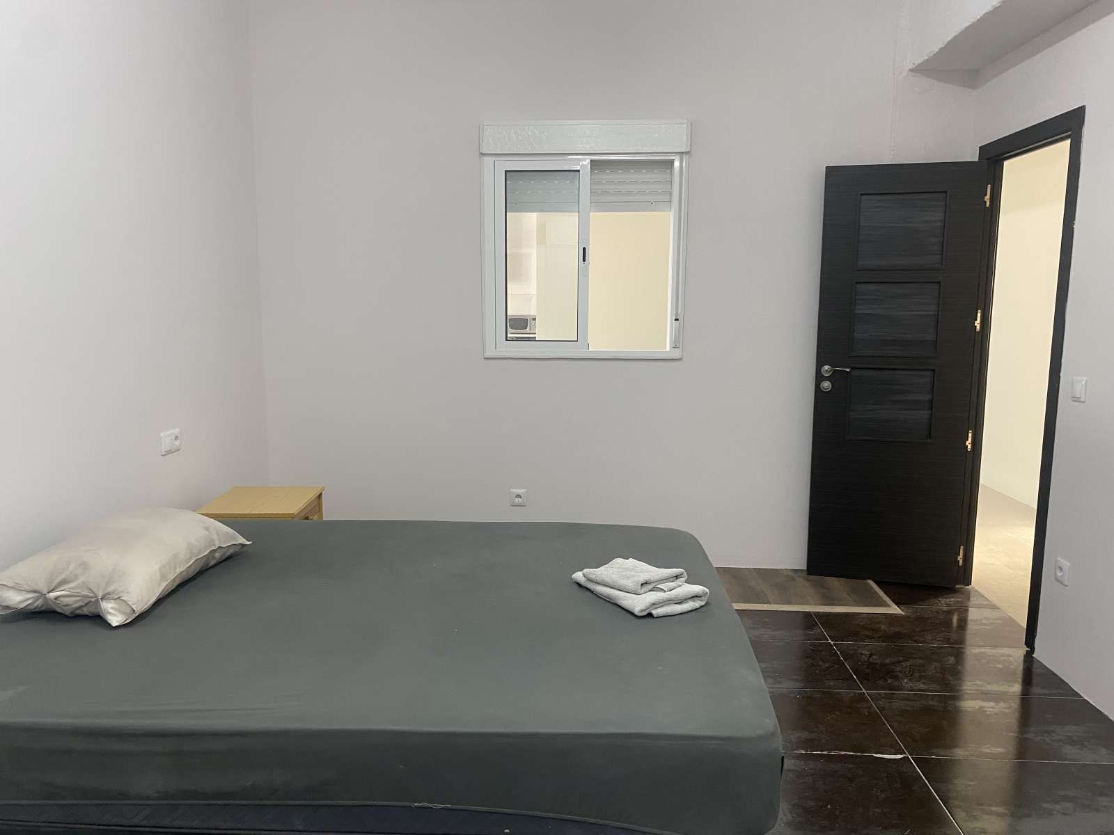 Bedroom of Flat to share in  Barcelona Capital  with Air Conditioner and Terrace