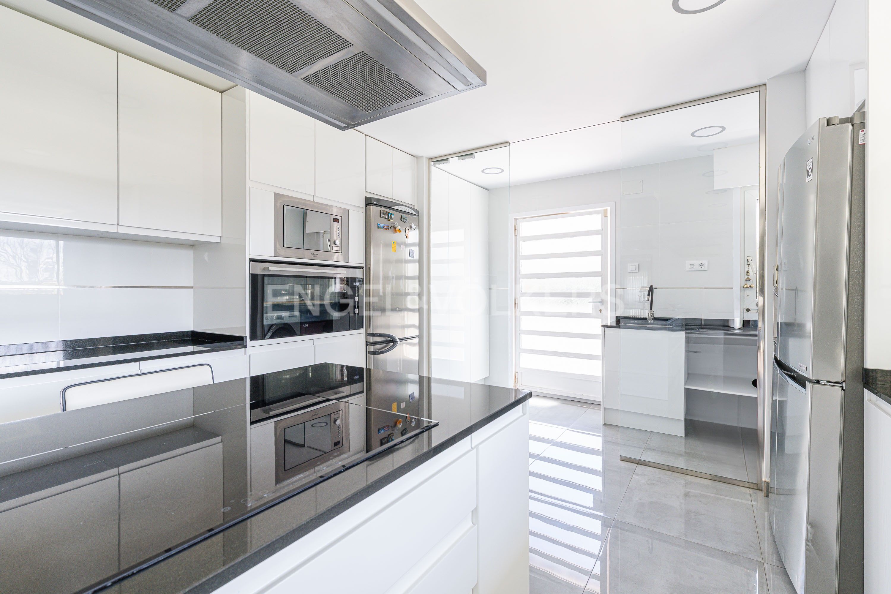 Kitchen of House or chalet for sale in Boadilla del Monte  with Heating, Private garden and Parquet flooring