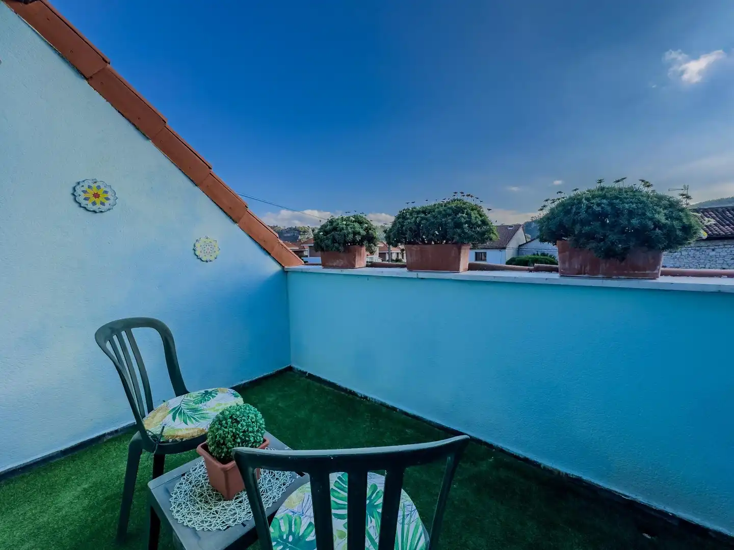 Terrassa de Casa o xalet en venda en Camargo amb Calefacció, Jardí privat i Piscina