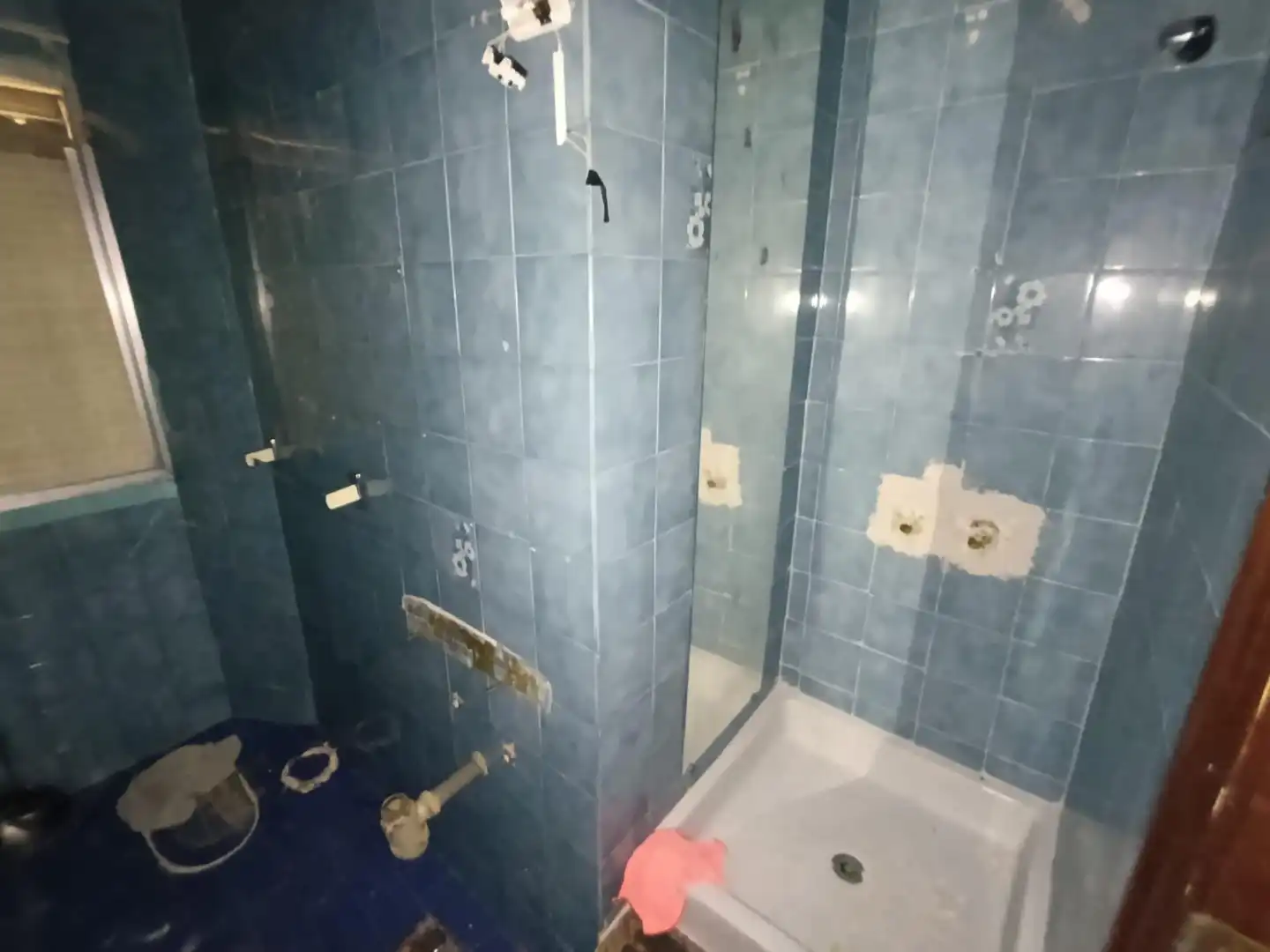 Bany de Pis en venda en Avilés