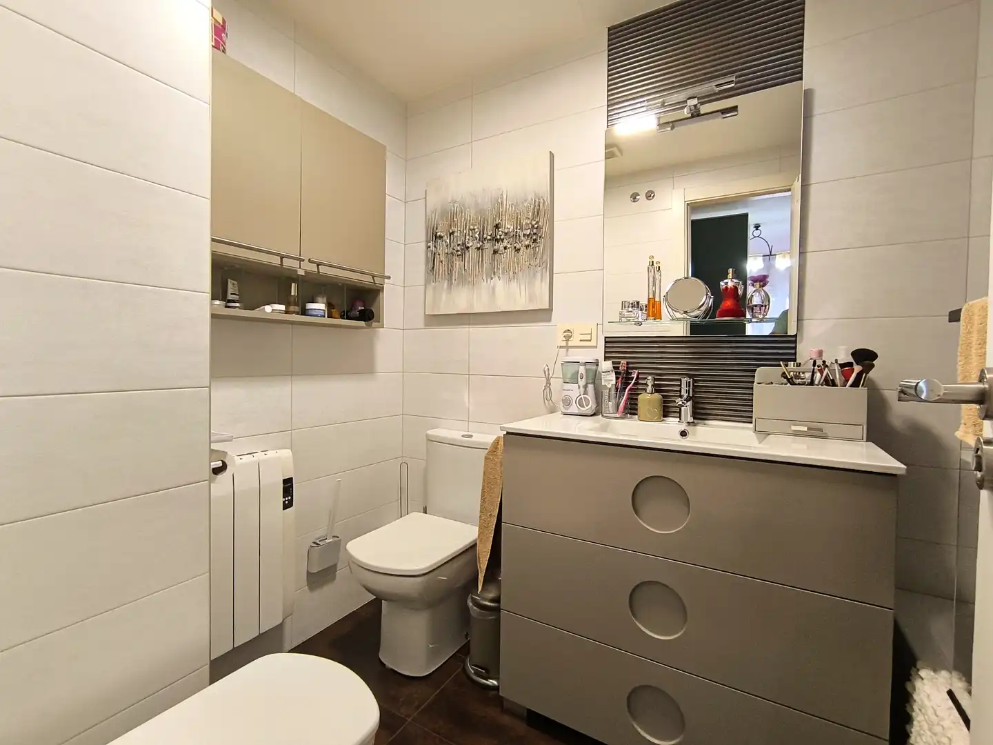 Badezimmer von Wohnung zum Verkauf in Ares mit Heizung, Parkett und Abstellraum