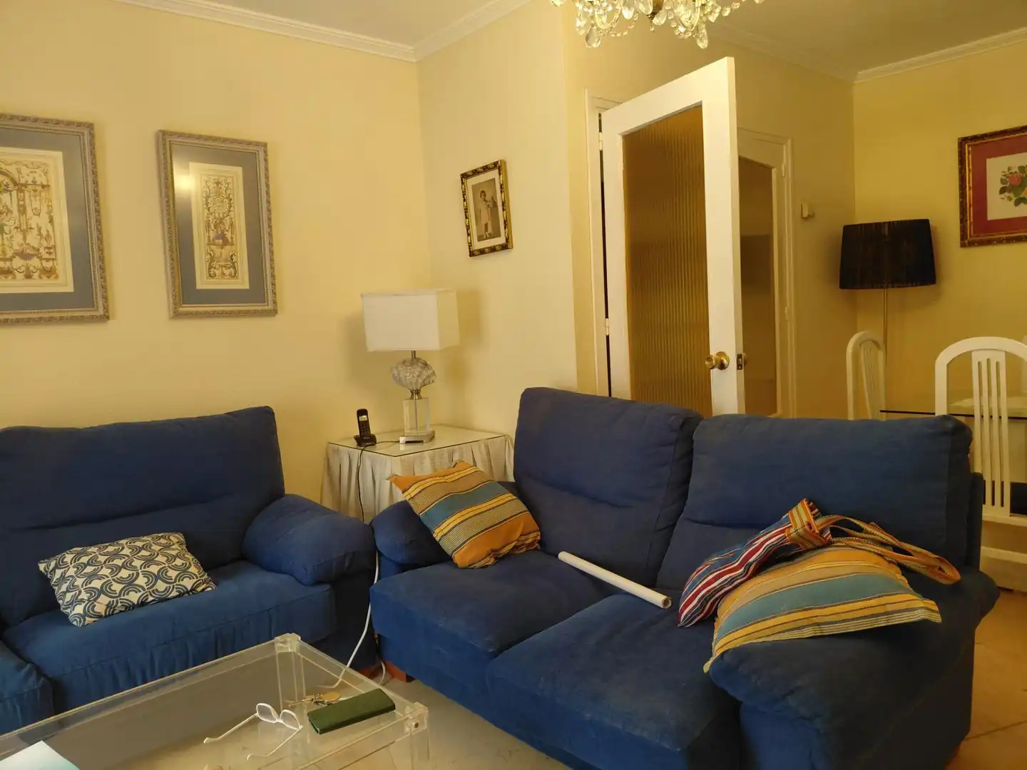 Living room of Flat for sale in Sevilla  with Air Conditioner, Heating and Storage room