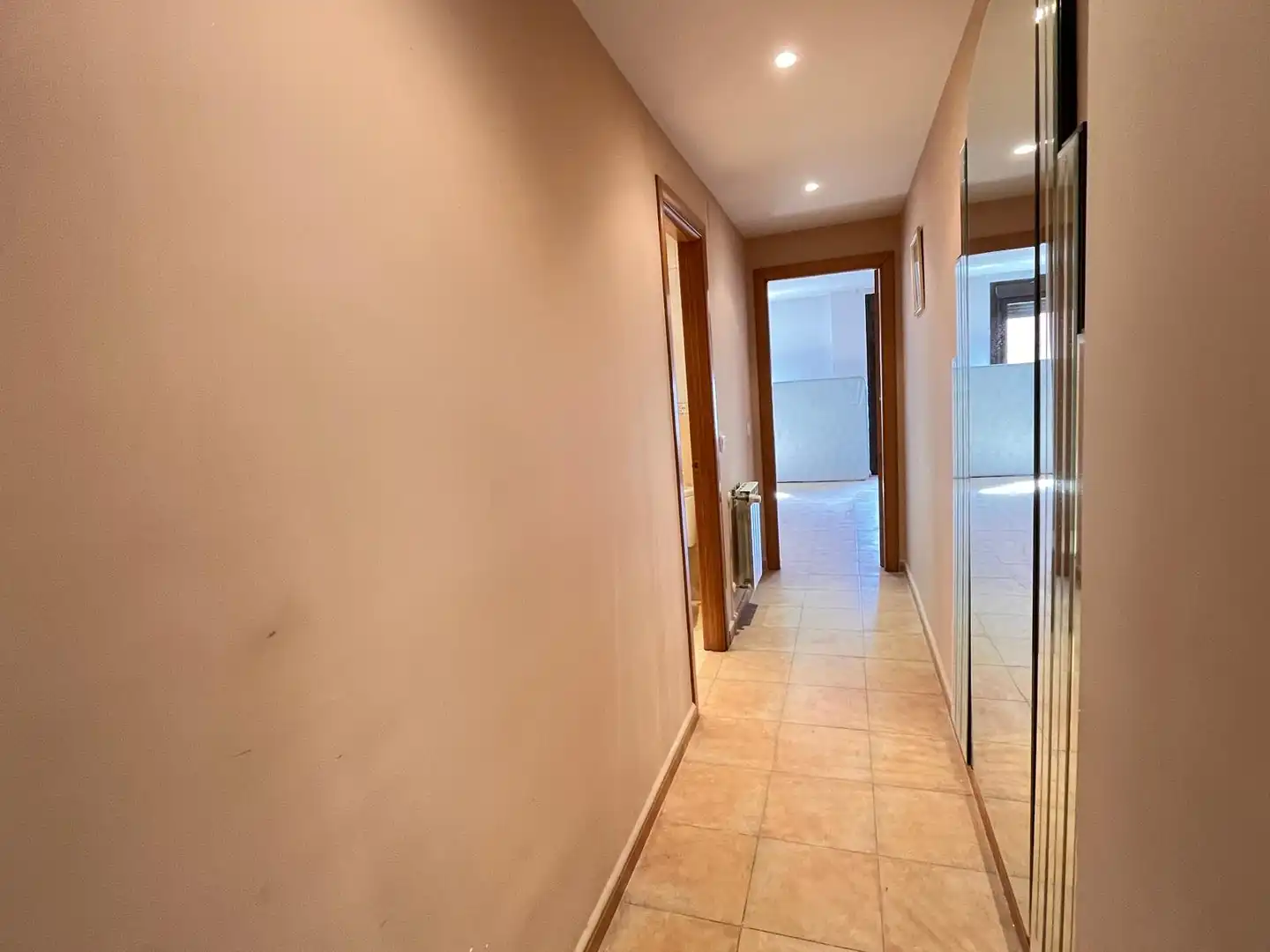 Wohnung zum Verkauf in Los Navalmorales mit Klimaanlage und Heizung
