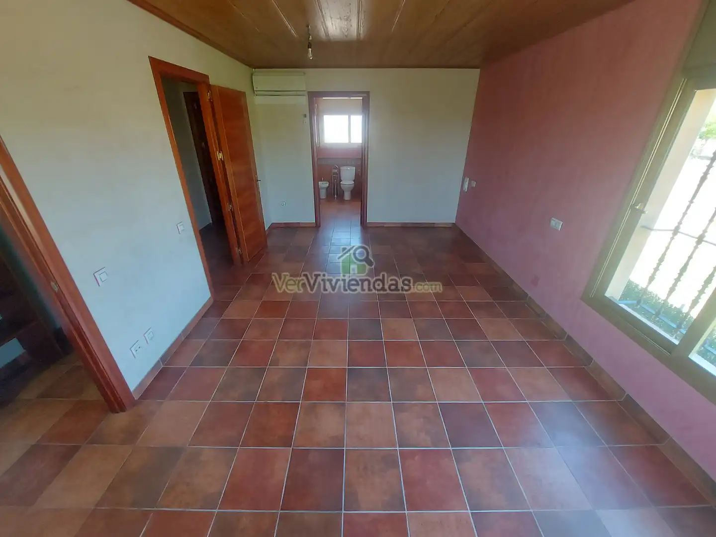 Houses for sale in Olèrdola  with Air Conditioner, Heating and Private garden