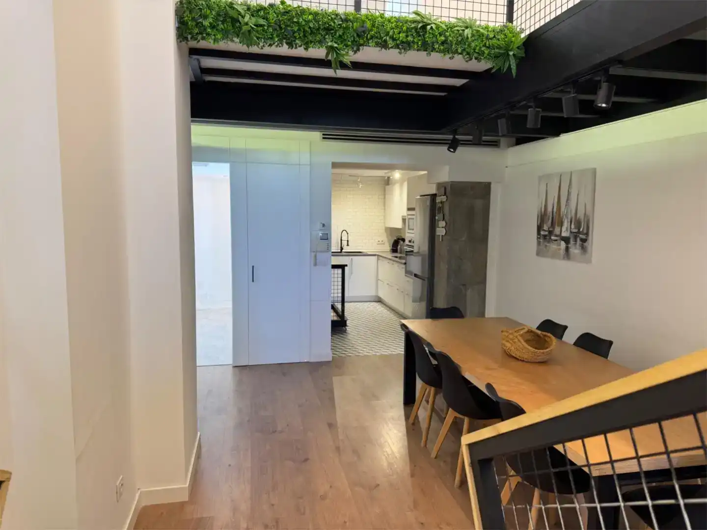 Kitchen of Flat for rent in Vigo   with Parquet flooring, Storage room and Furnished
