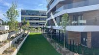 Vista exterior de Pis en venda en  Madrid Capital amb Aire condicionat, Calefacció i Jardí privat