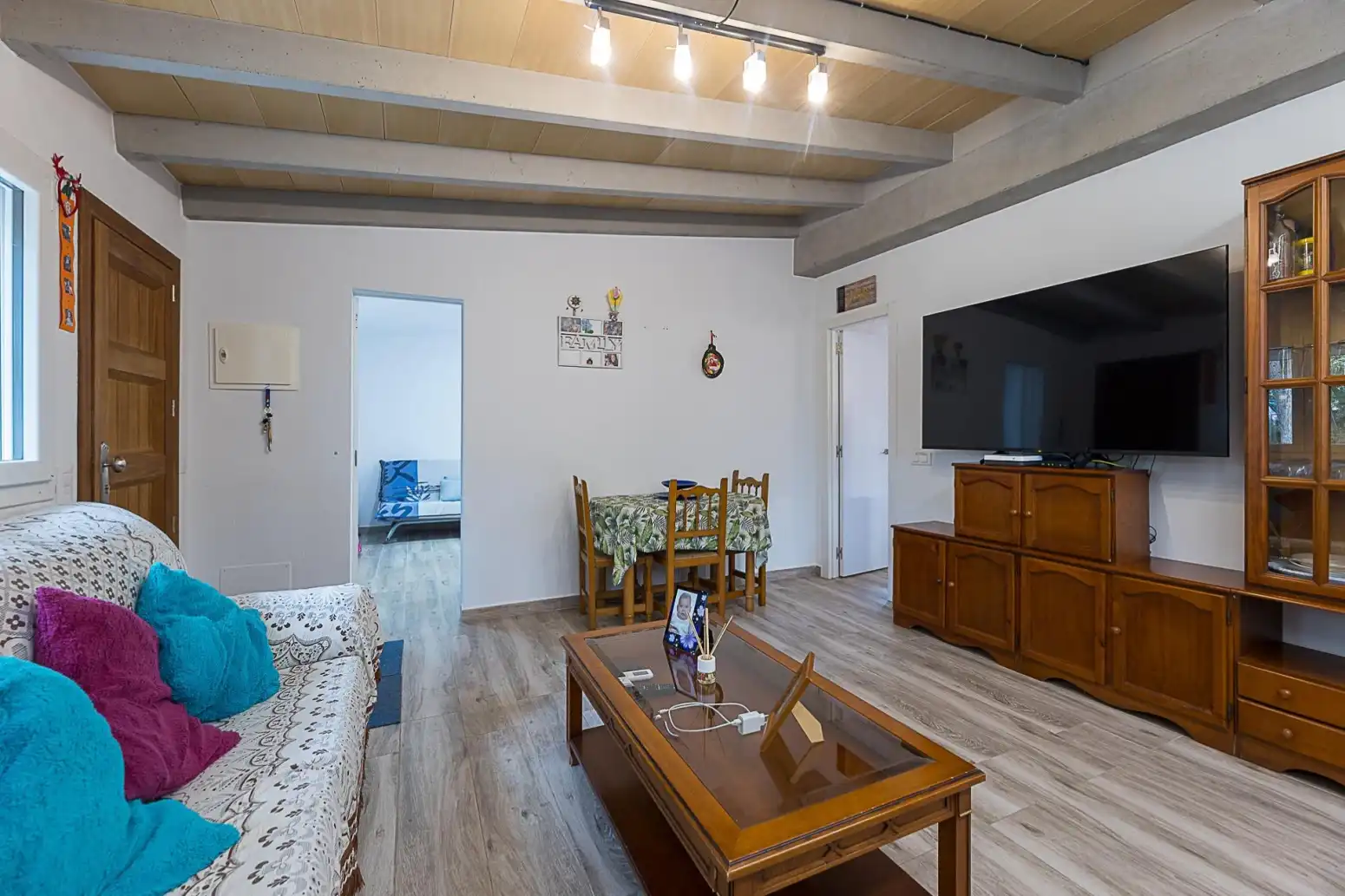 Living room of Houses for sale in Capdepera  with Air Conditioner, Parquet flooring and Terrace