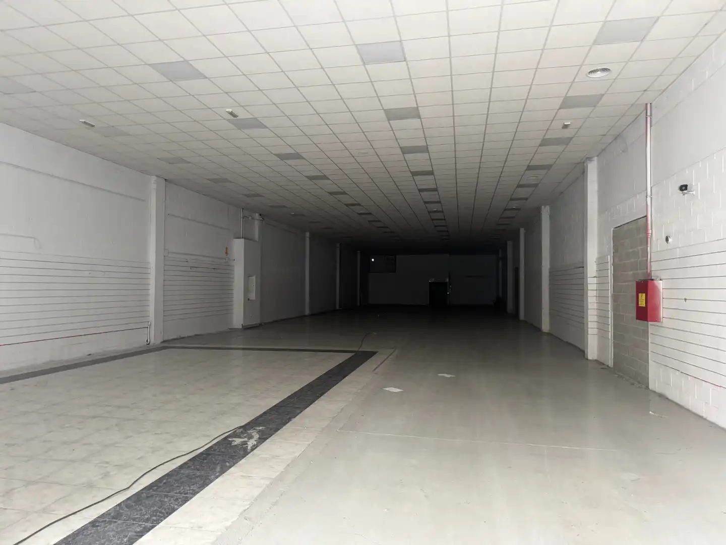 Industrial buildings for rent in Teo