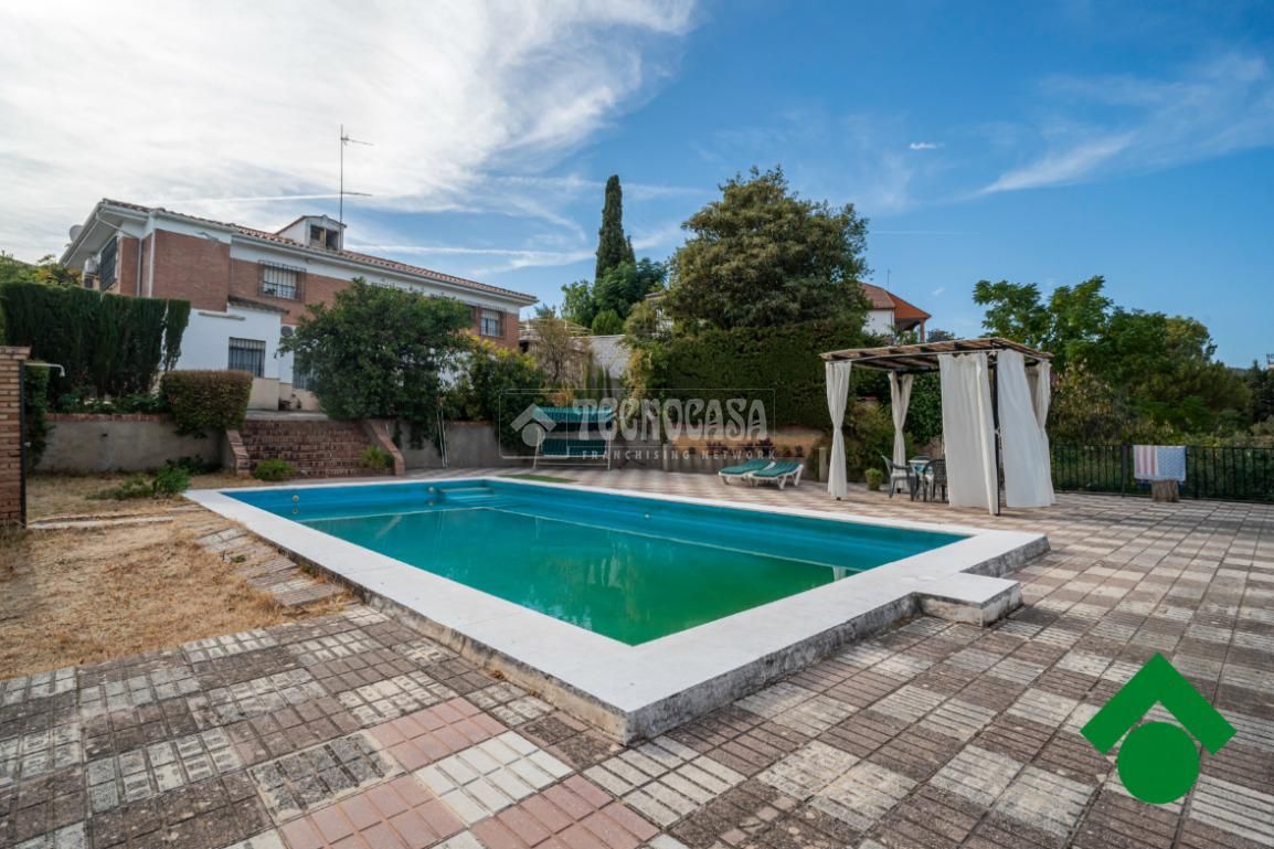 Swimming pool of House or chalet for sale in  Córdoba Capital  with Air Conditioner, Heating and Swimming Pool