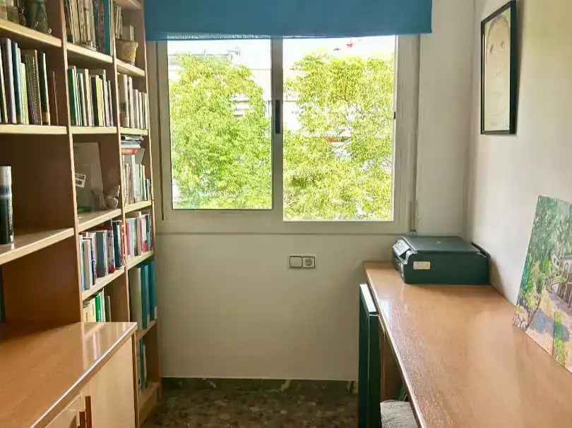 Habitación de Piso en venta en Molins de Rei con Aire acondicionado, Trastero y Balcón