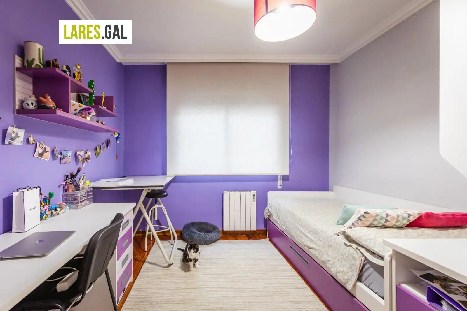 Habitación de Piso en venta en Cangas  con Calefacción, Parquet y Terraza