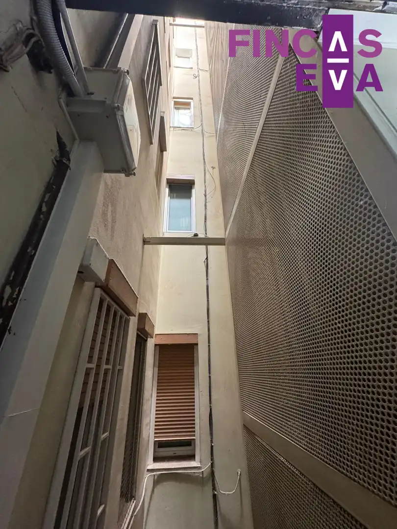 Exterior view of Flat for sale in Barcelona  with Balcony