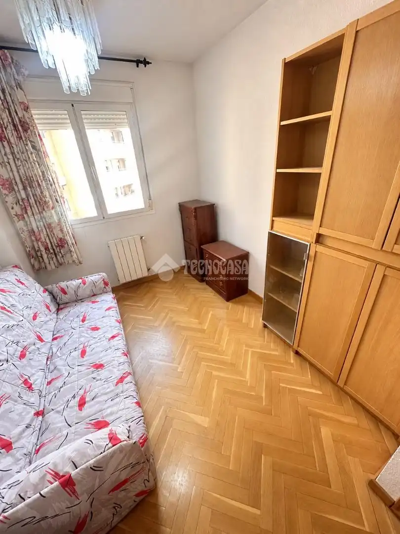 Habitación de Piso en venta en El Arroyo - La Fuente