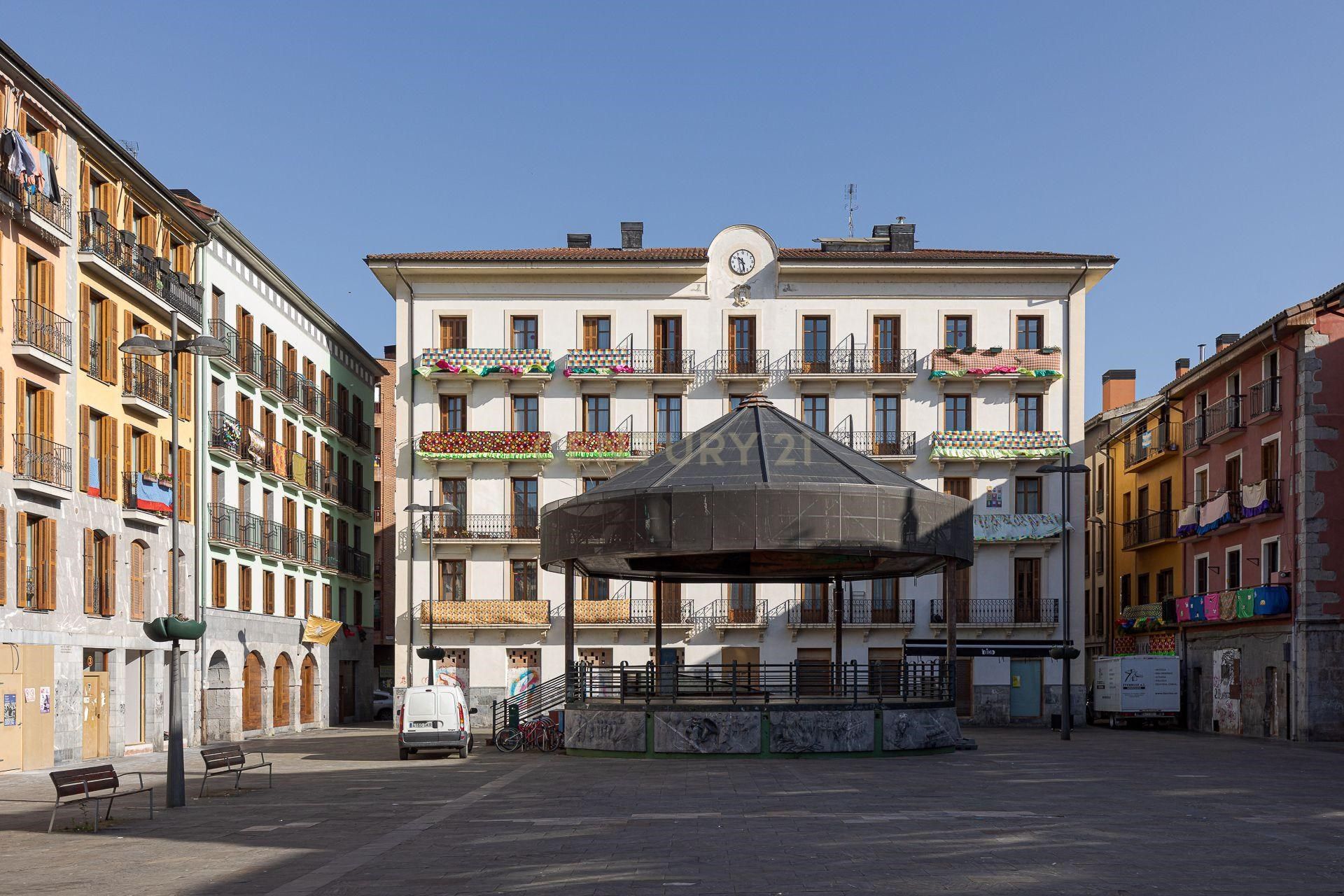 Vista exterior de Pis en venda en Tolosa