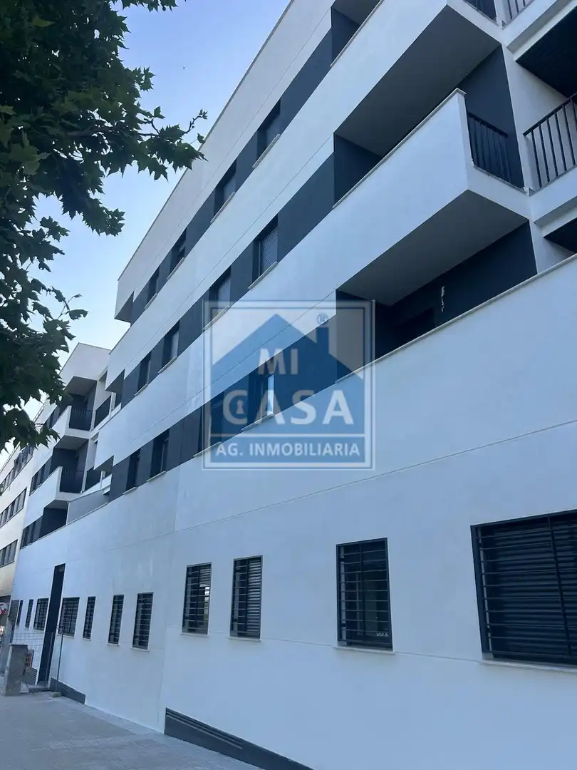 Vista exterior de Pis en venda en Mérida amb Aire condicionat, Calefacció i Traster