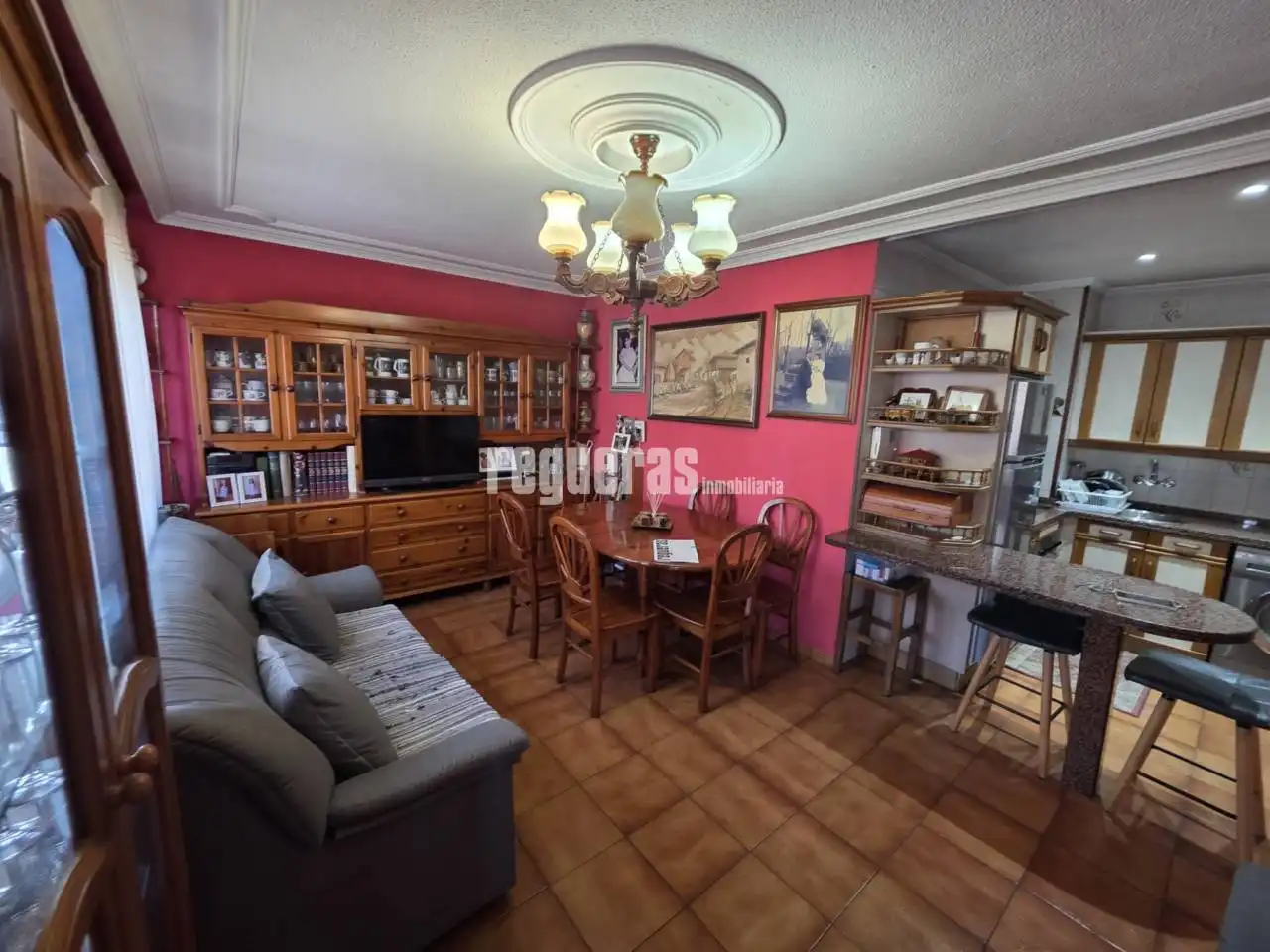 Comedor de Ático en venta en Avilés con Calefacción, Parquet y Terraza