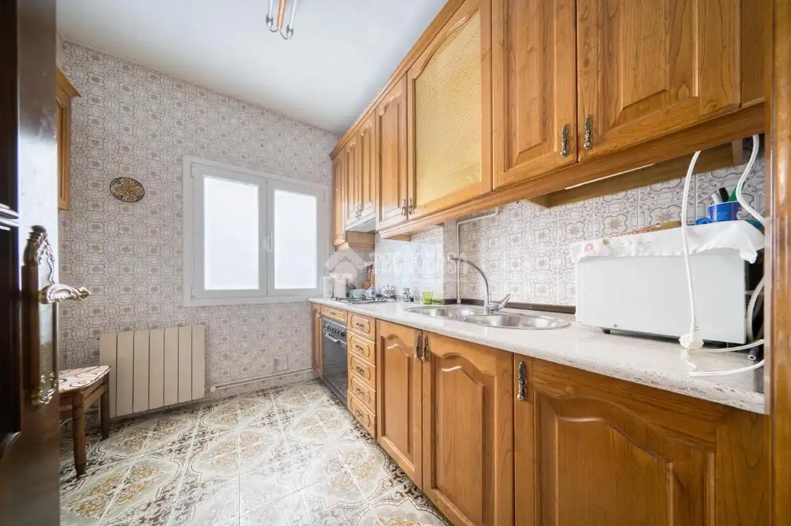 Cocina de Piso en venta en Valladolid con Calefacción, Parquet y Terraza