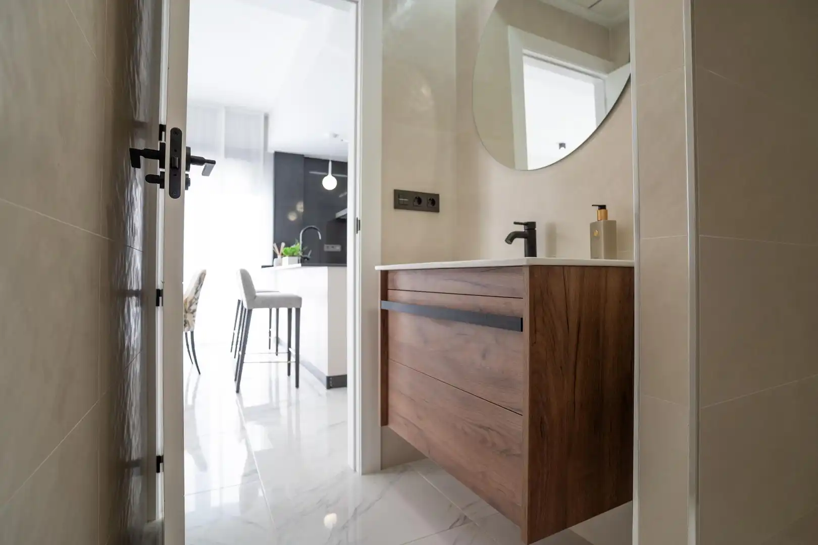 Casa adosada en venta en Avenida Reina Sofía, 13, Pilar de la Horadada ciudad