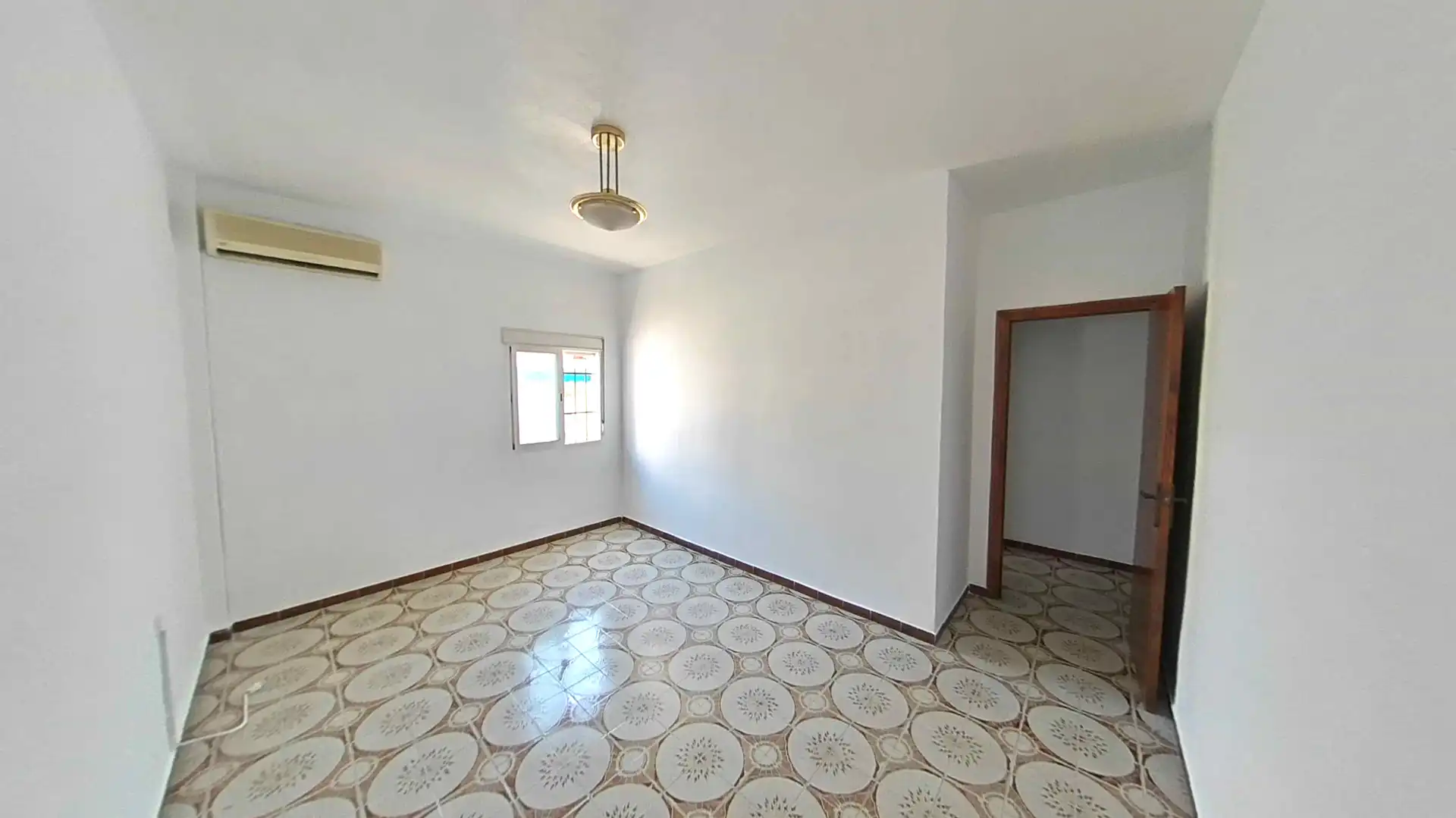 Habitación de Piso en venta en Sevilla con Aire acondicionado