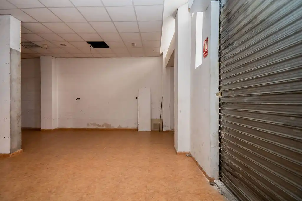Gewerbefläche zum Verkauf in Gallego, imagen 15