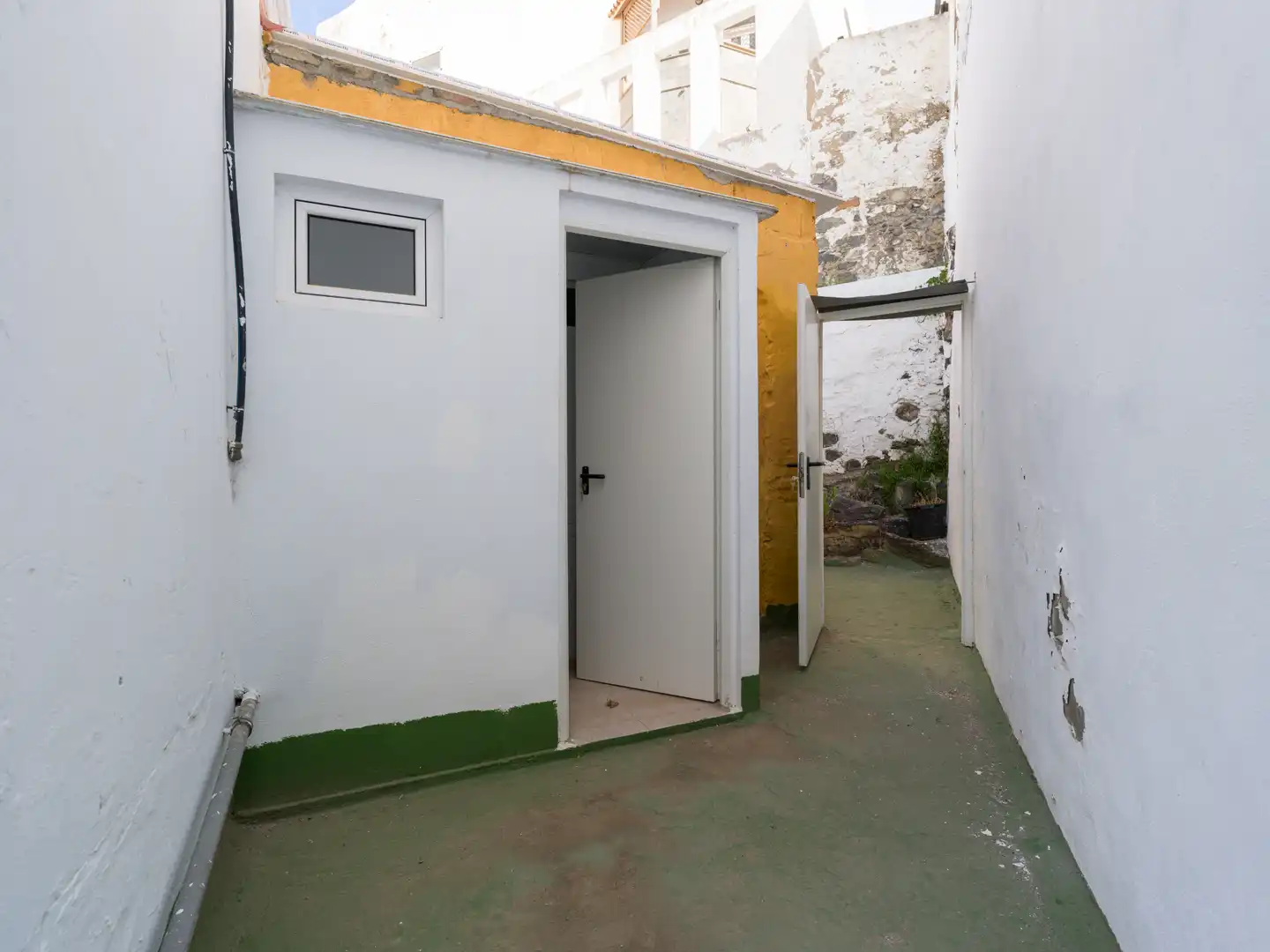 Vista exterior de Edificio en venta en Telde