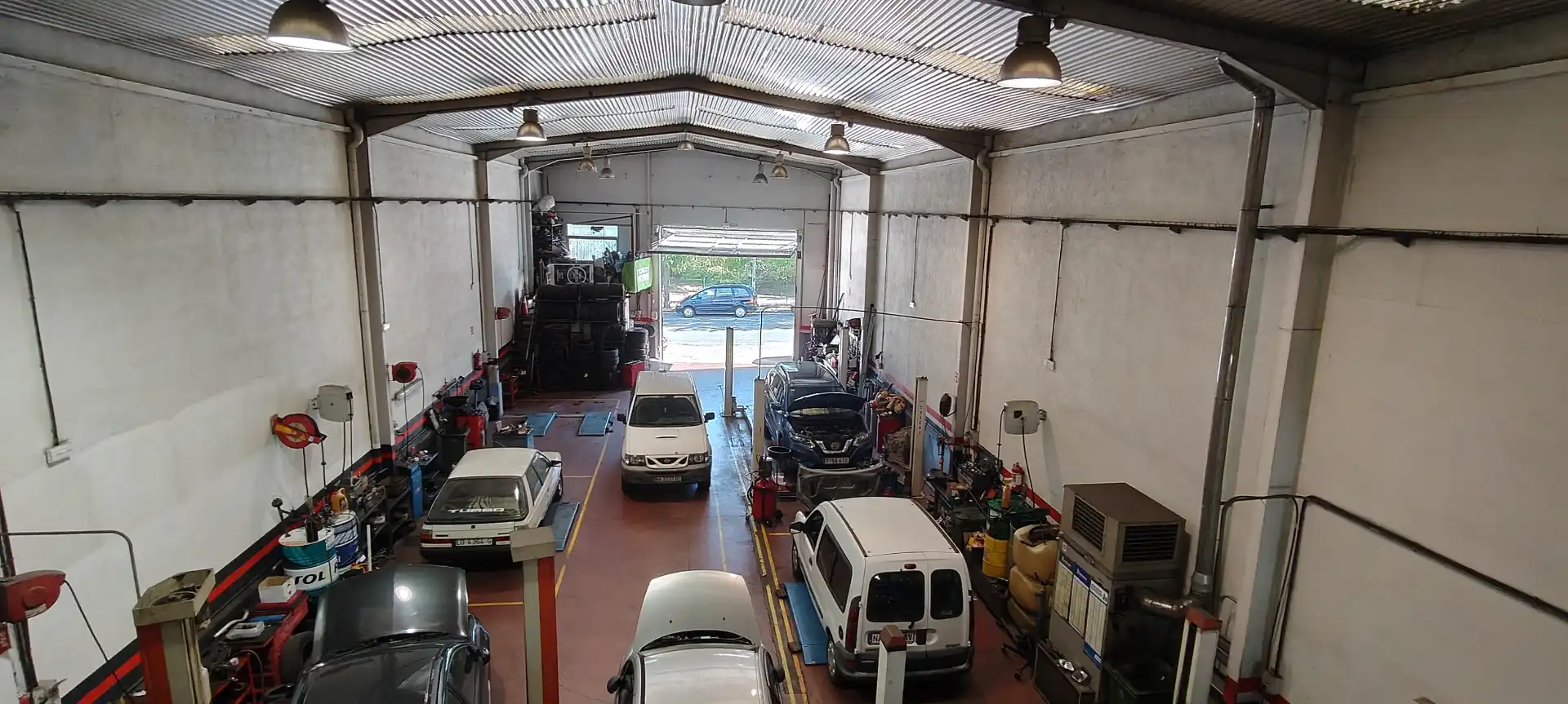 Parking de Nave industrial en venta en Valle de Elorz / Elortzibar
