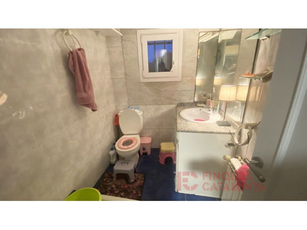 Bathroom of Flat for sale in Sant Julià de Ramis