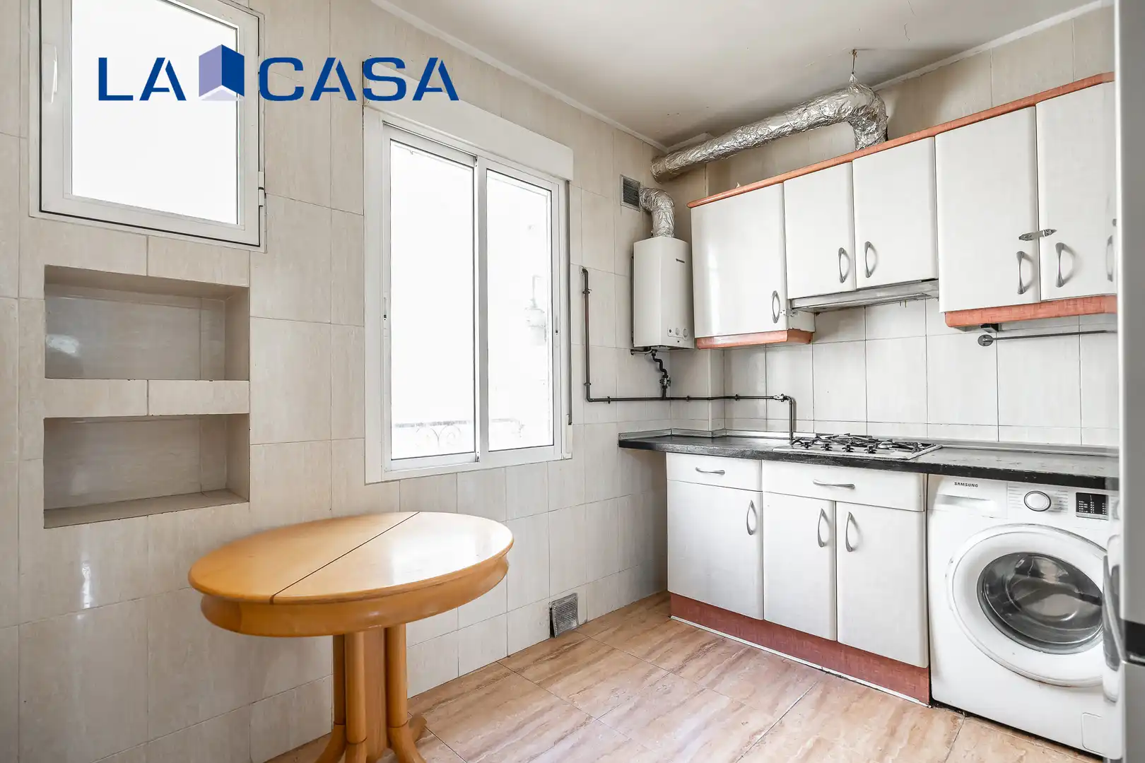 Kitchen of Flat for sale in Madrid