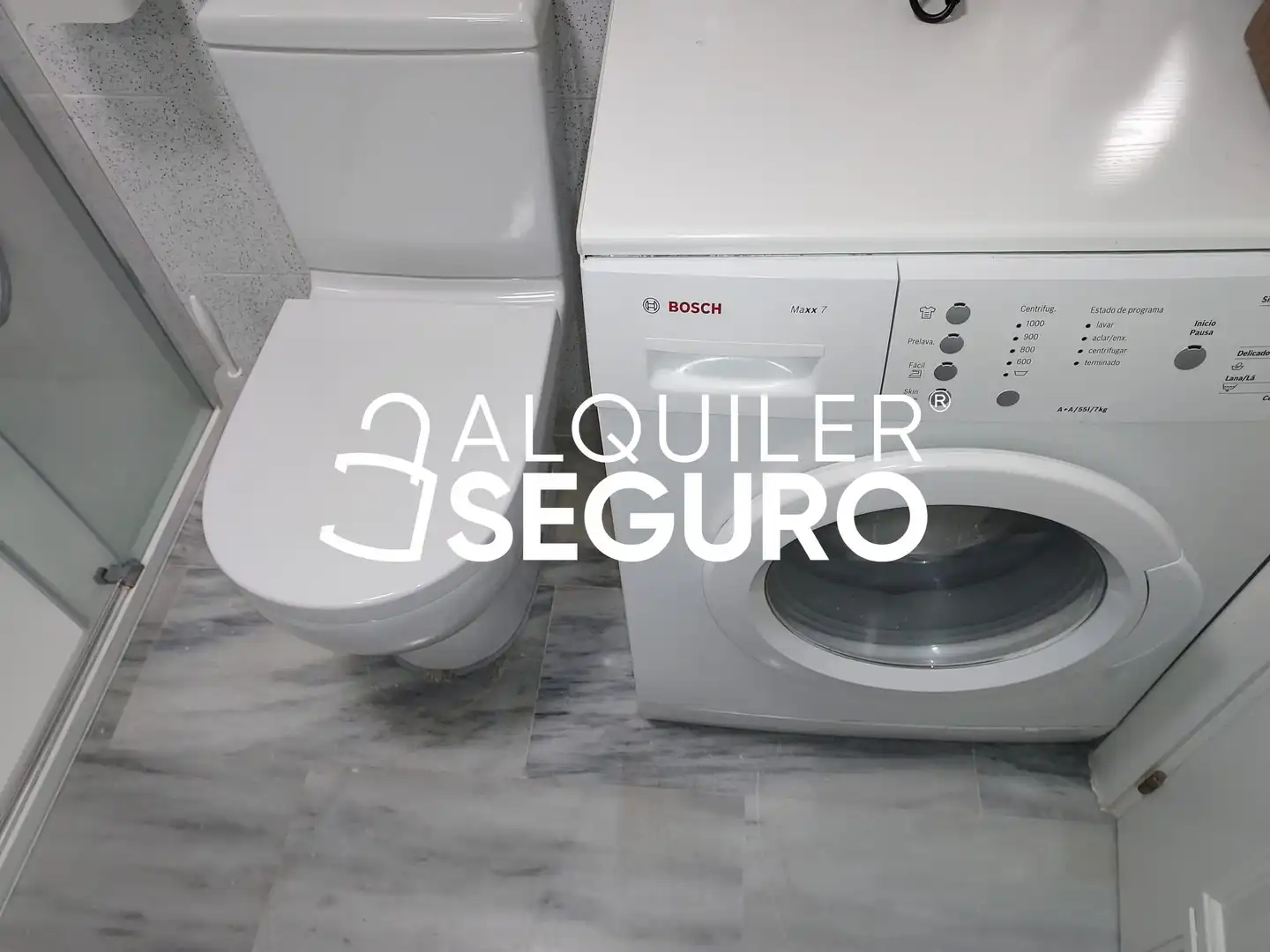 Bathroom of Attic for rent in Benalmádena  with Terrace, Swimming Pool and Furnished