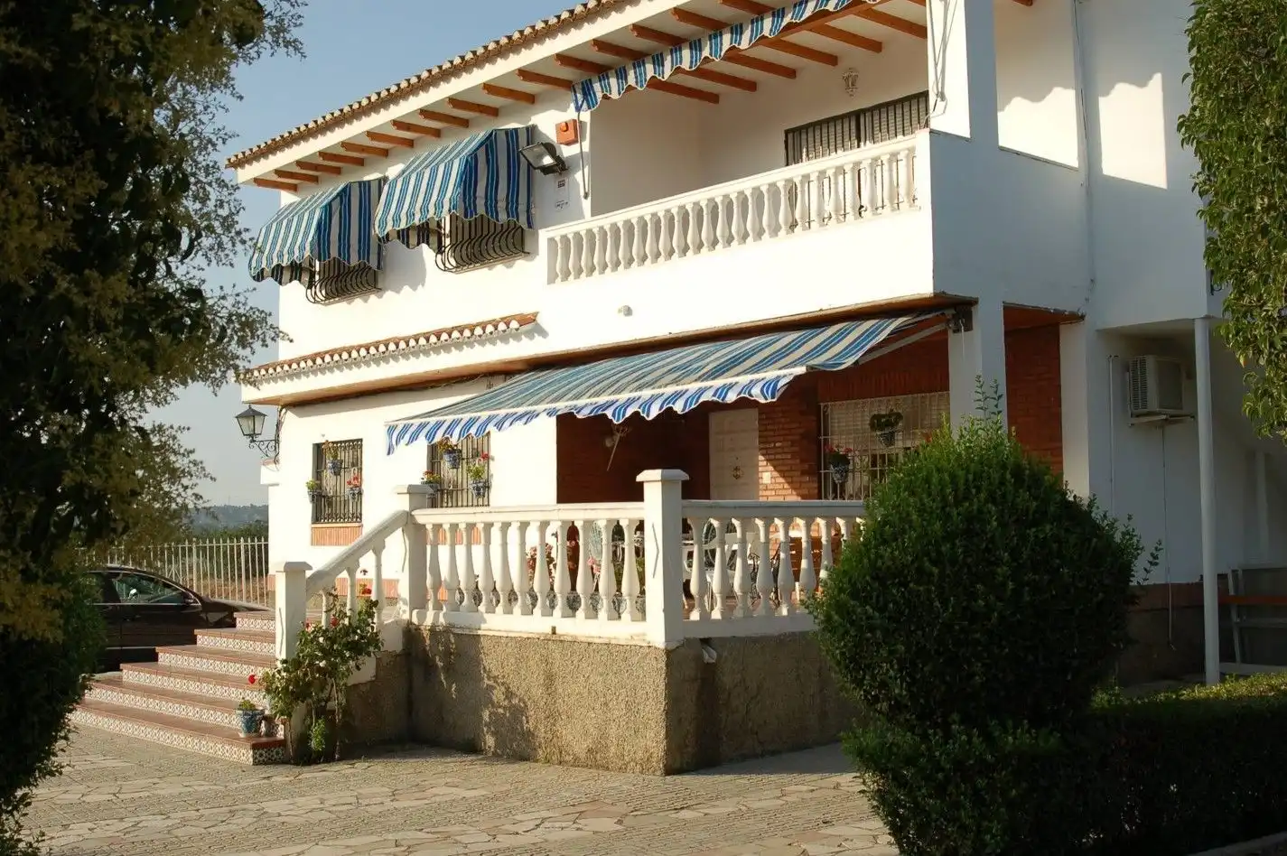 Vista exterior de Casa o chalet en venta en Guadix con Aire acondicionado, Calefacción y Jardín privado