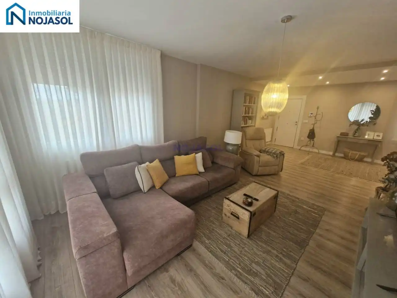Sala de estar de Piso en venta en Noja con Calefacción, Terraza y Balcón