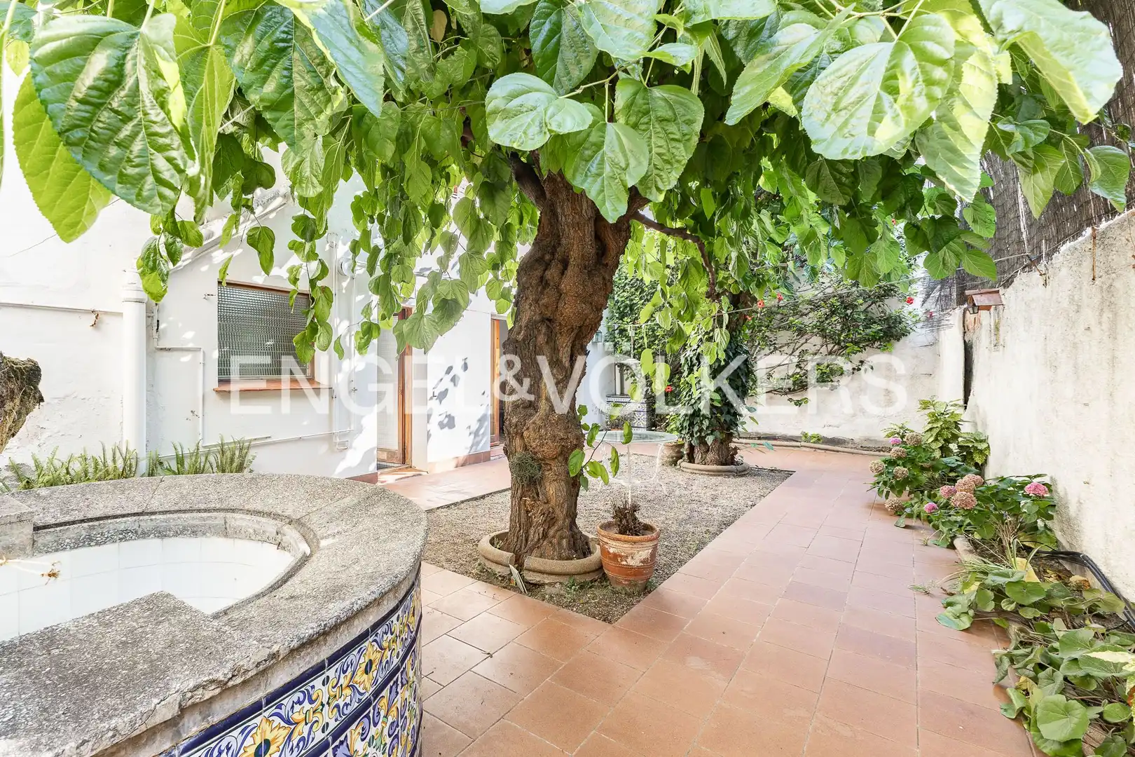 Vista exterior de Casa adosada en venta en Vilassar de Mar con Calefacción, Jardín privado y Terraza
