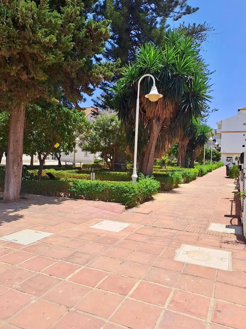 Vista exterior de Apartament de lloguer en Vélez-Málaga amb Piscina comunitària