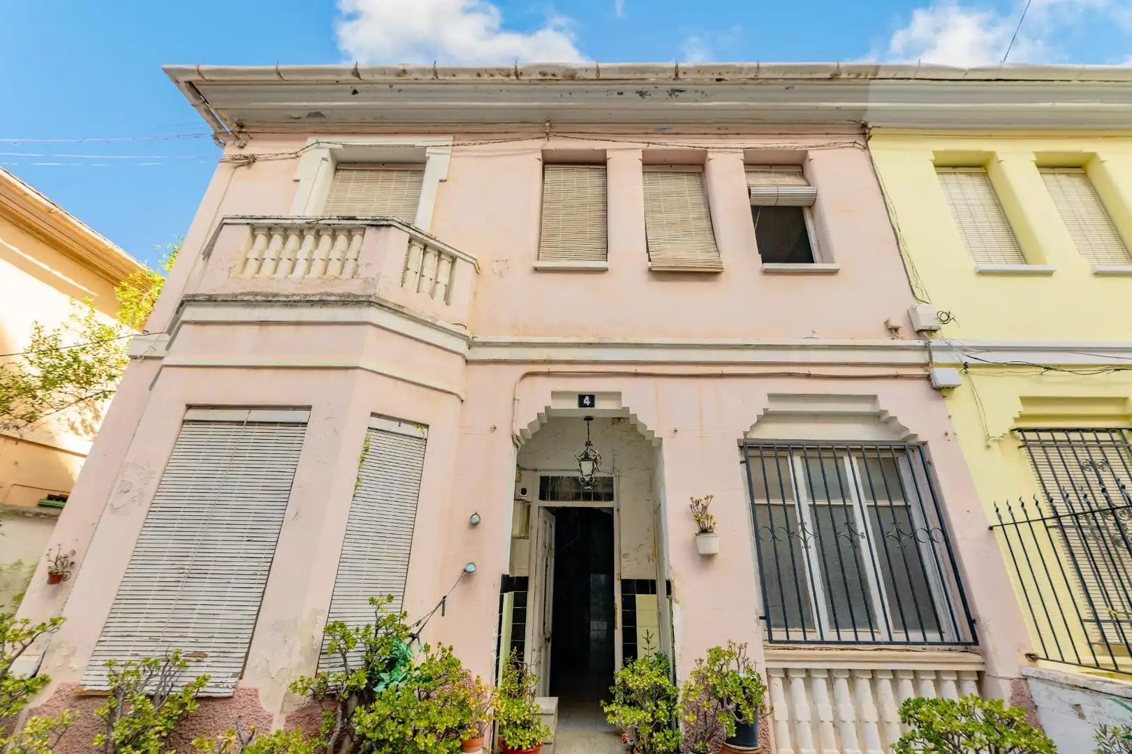 Vista exterior de Casa o xalet en venda en Valencia amb Jardí privat i Terrassa