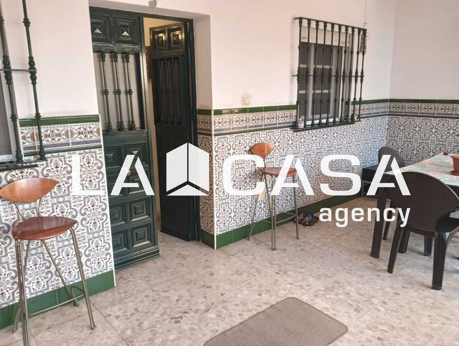 Exterior view of House or chalet for sale in Algeciras