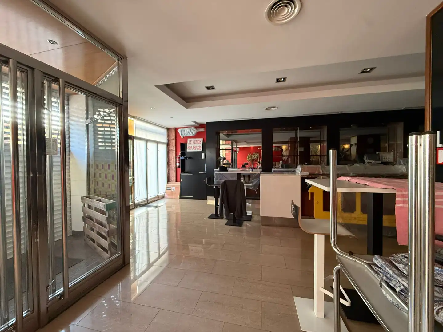 Commercial properties for sale in Socuéllamos  with Air Conditioner, Heating and Furnished